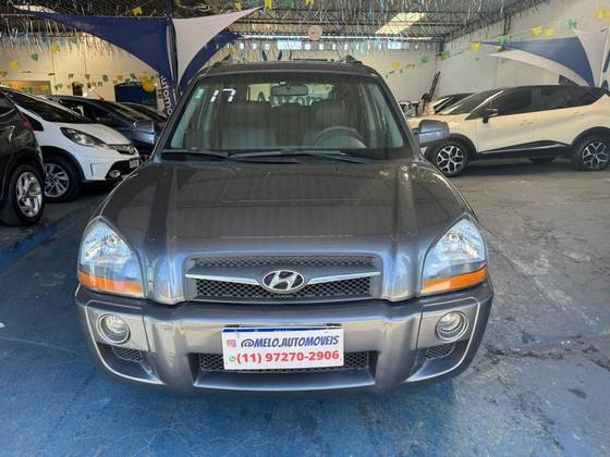 HYUNDAI TUCSON 2.0 MPFI GLS 16V 143CV 2WD FLEX 4P AUTOMÁTICO HYUNDAI TUCSON 2.0 MPFI GLS 16V 143CV 2WD FLEX 4P AUTOMÁTICO